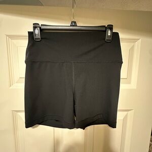 Yogalicious Black High-Rise Bike Shorts